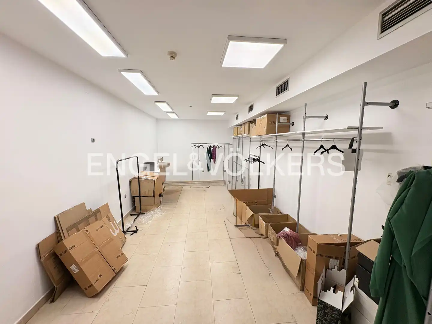 Wohnung zur Miete in Sevilla mit Klimaanlage, Heizung und Parkett