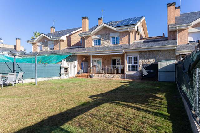 Casa adosada en Venta en Señorío de Illescas