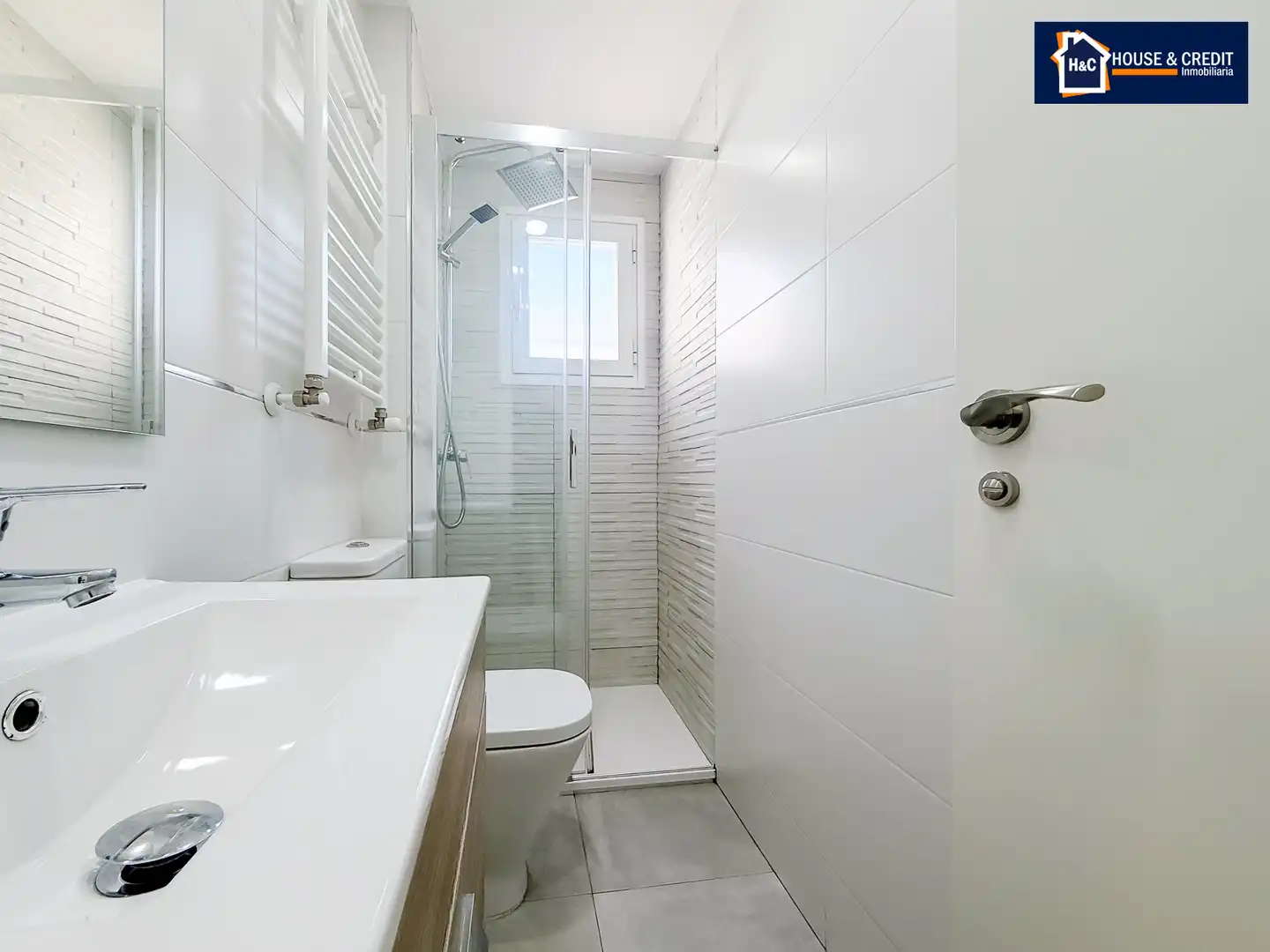 Bathroom of Flat for rent in Leganés  with Air Conditioner, Heating and Terrace