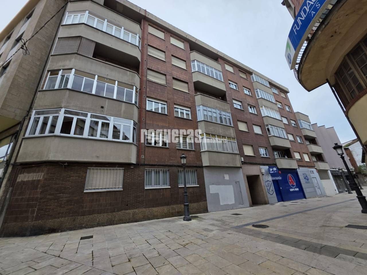 Exterior view of Apartment to rent in Avilés  with Heating, Parquet flooring and Furnished