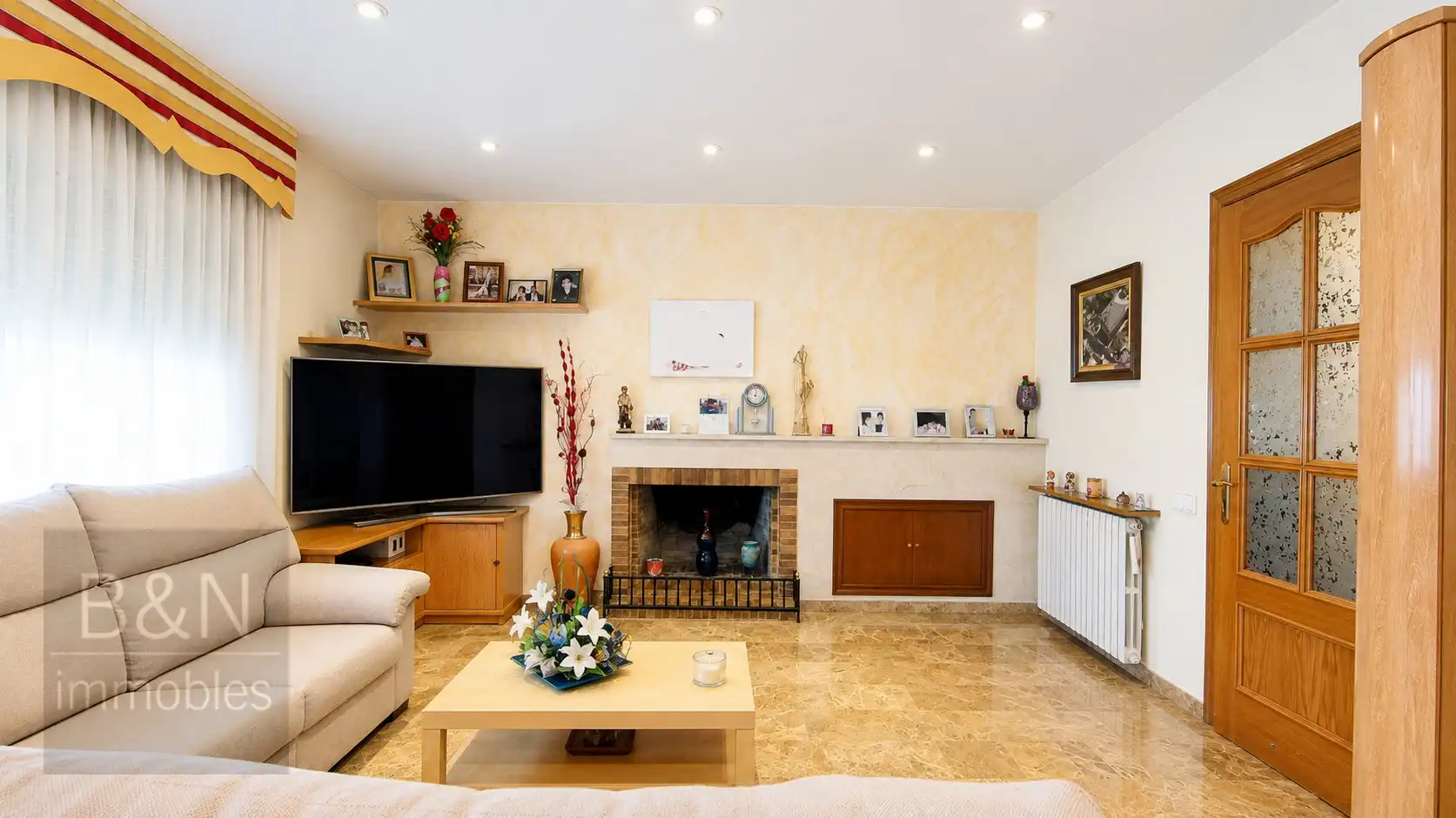 Wohnzimmer von Haus oder Chalet zum Verkauf in Terrassa mit Heizung und Schwimmbad