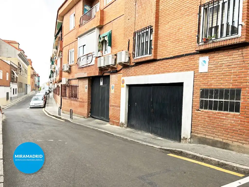 Vista exterior de Garaje en venta en Madrid