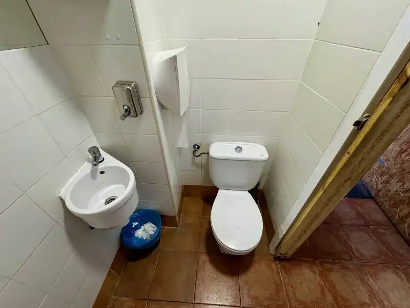 Badezimmer von Geschaftsraum zum Verkauf in Cullera mit Terrasse, Möbliert und Alarm