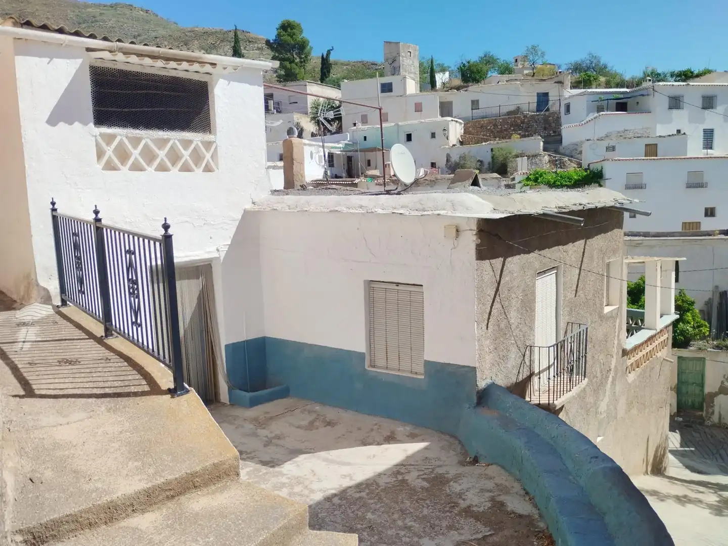 Casa rústica amb terrassa en venda a Calle CEMENTERIO, imagen 4