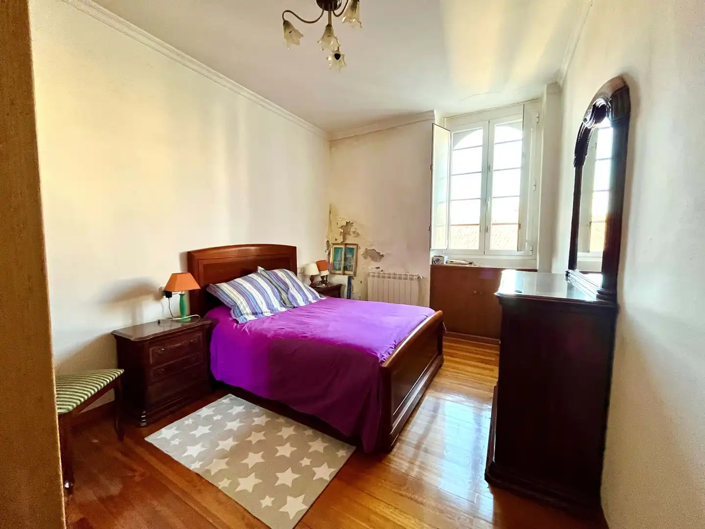 Habitación de Piso en venta en Santiago de Compostela  con Calefacción