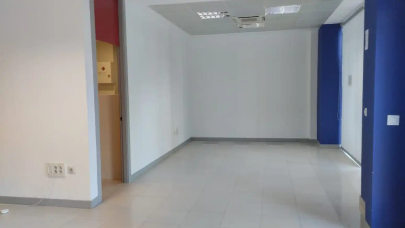 Geschaftsraum zur Miete in  Logroño