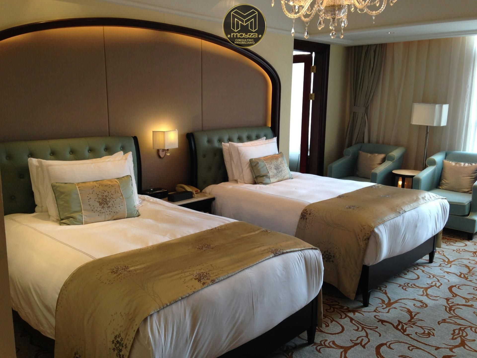 Habitación de Edificio en venta en La Roda