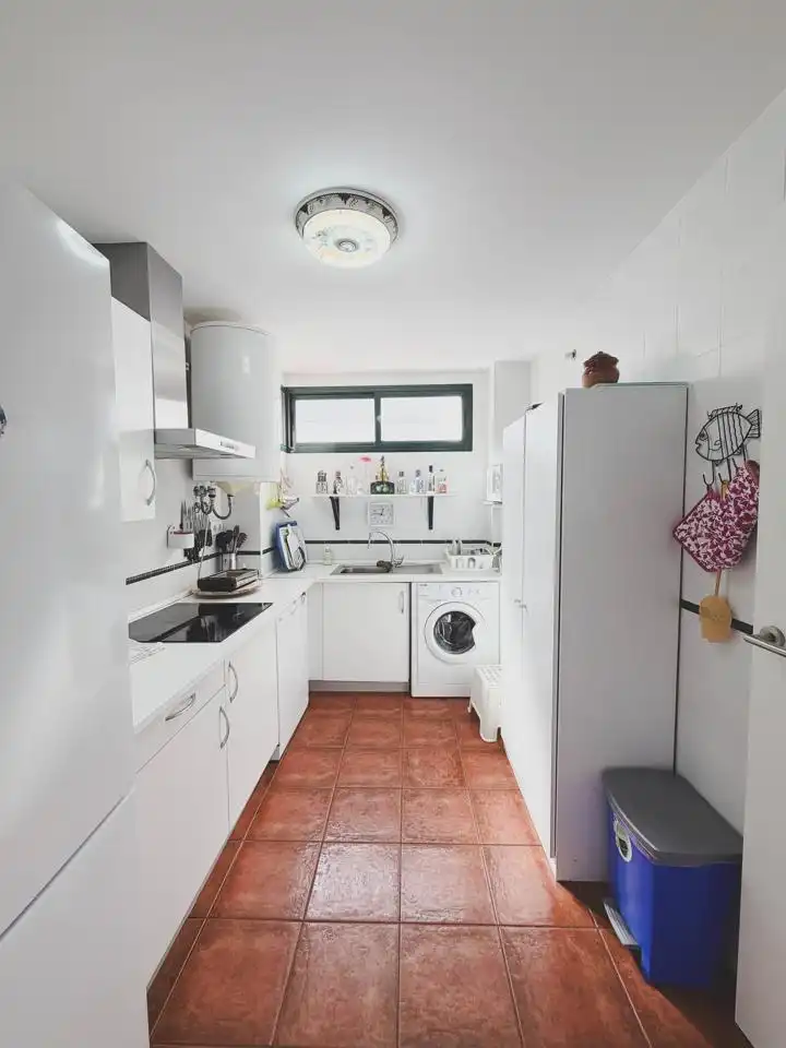 Kitchen of Flat for sale in Zahara de los Atunes  with Air Conditioner, Terrace and Furnished