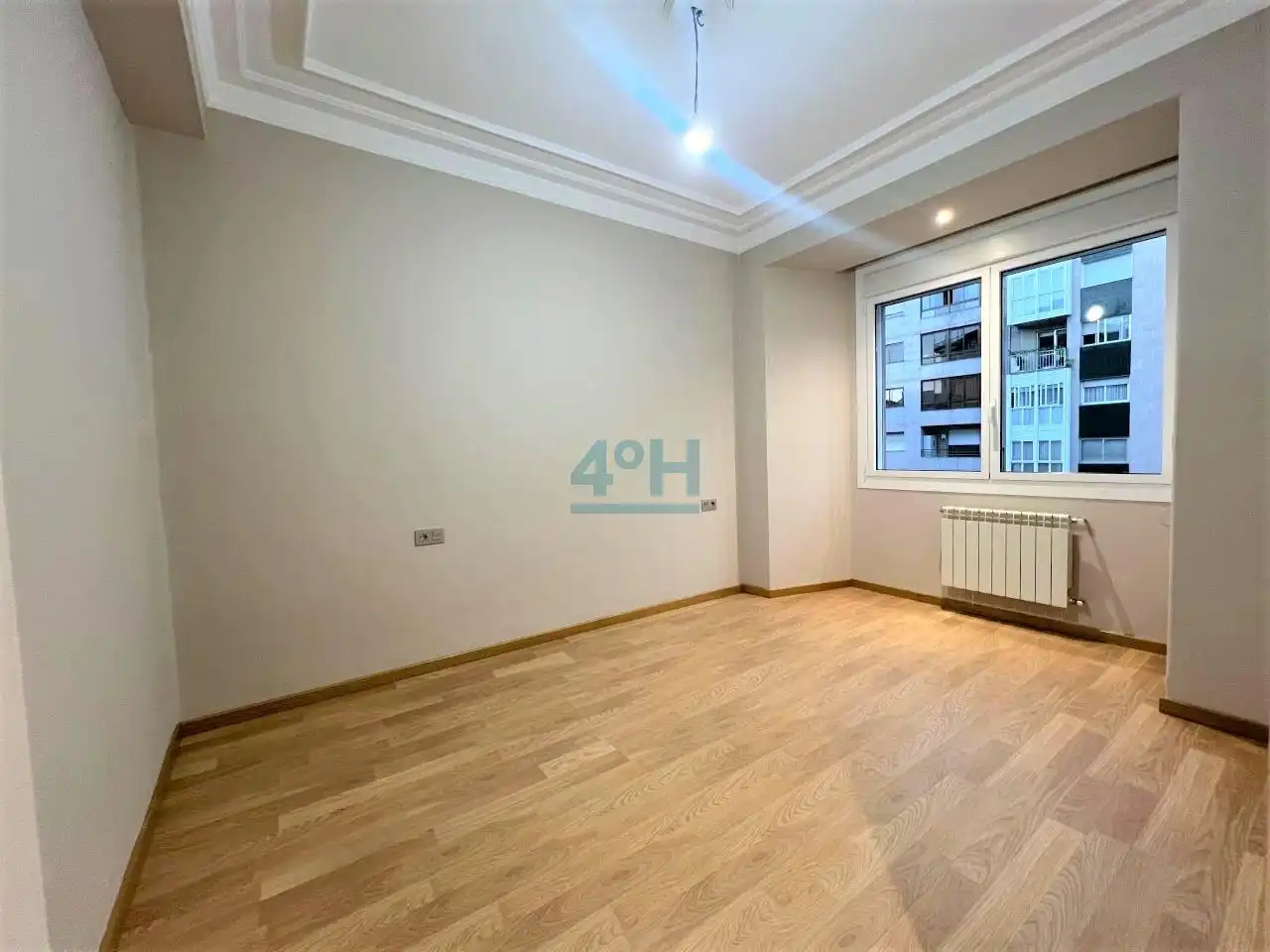 Habitación de Piso en venta en Ourense Capital  con Calefacción