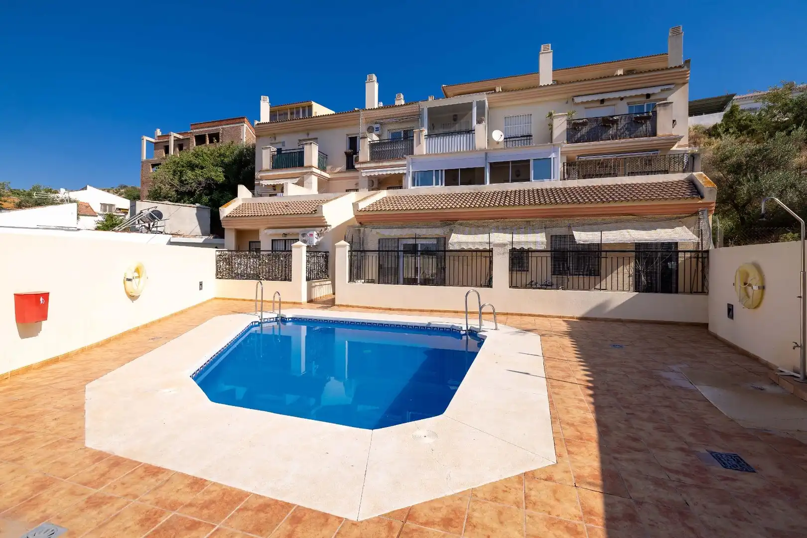 Schwimmbecken von Wohnung zum Verkauf in Almogía mit Klimaanlage, Terrasse und Abstellraum