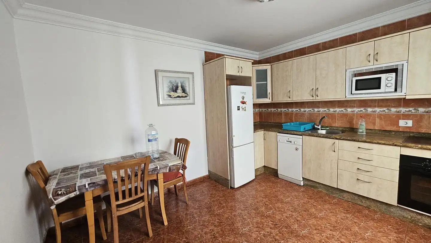 Cocina de Piso de alquiler en San Bartolomé de Tirajana con Terraza y Amueblado