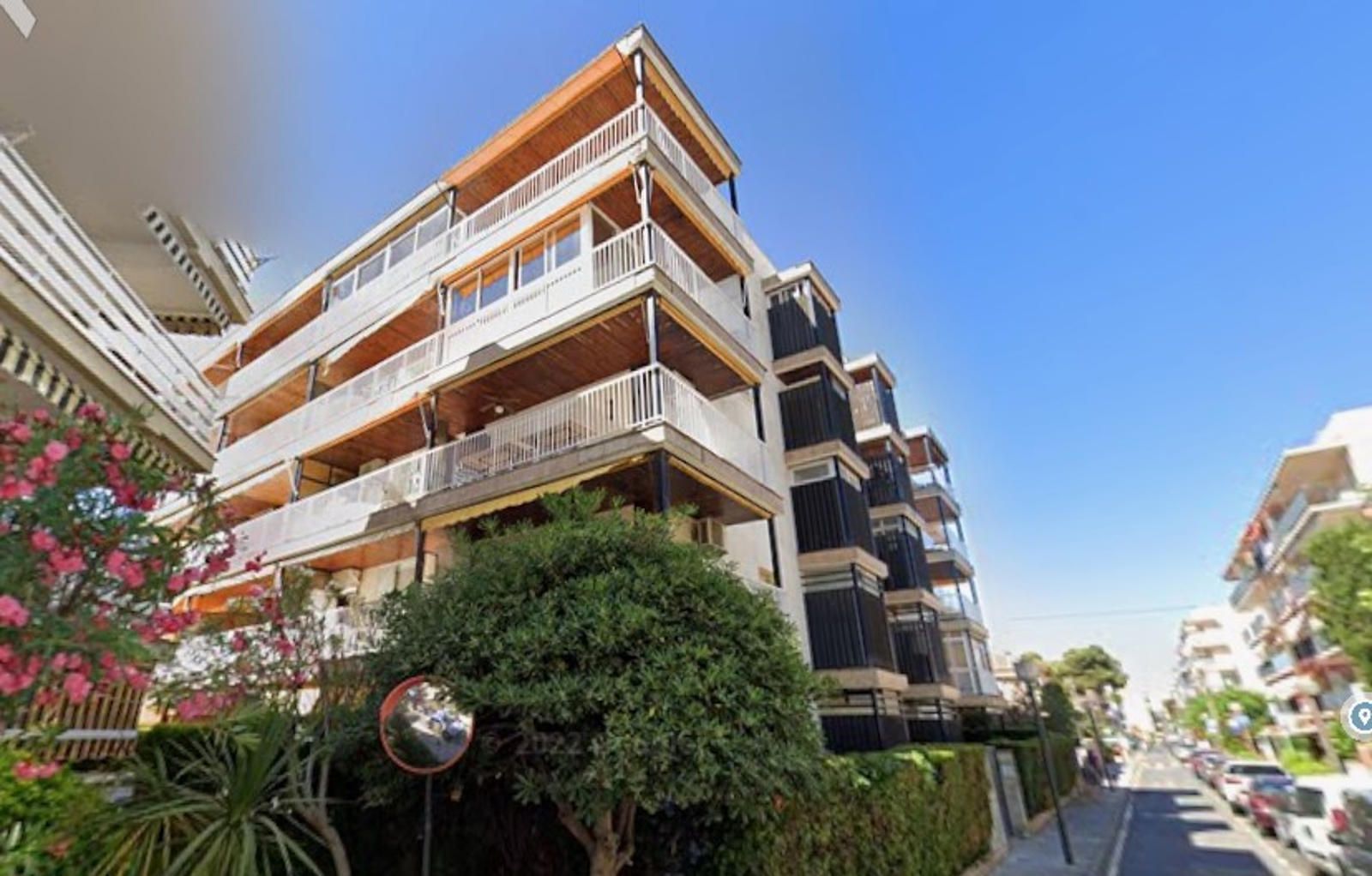 Vista exterior de Pis en venda en Salou