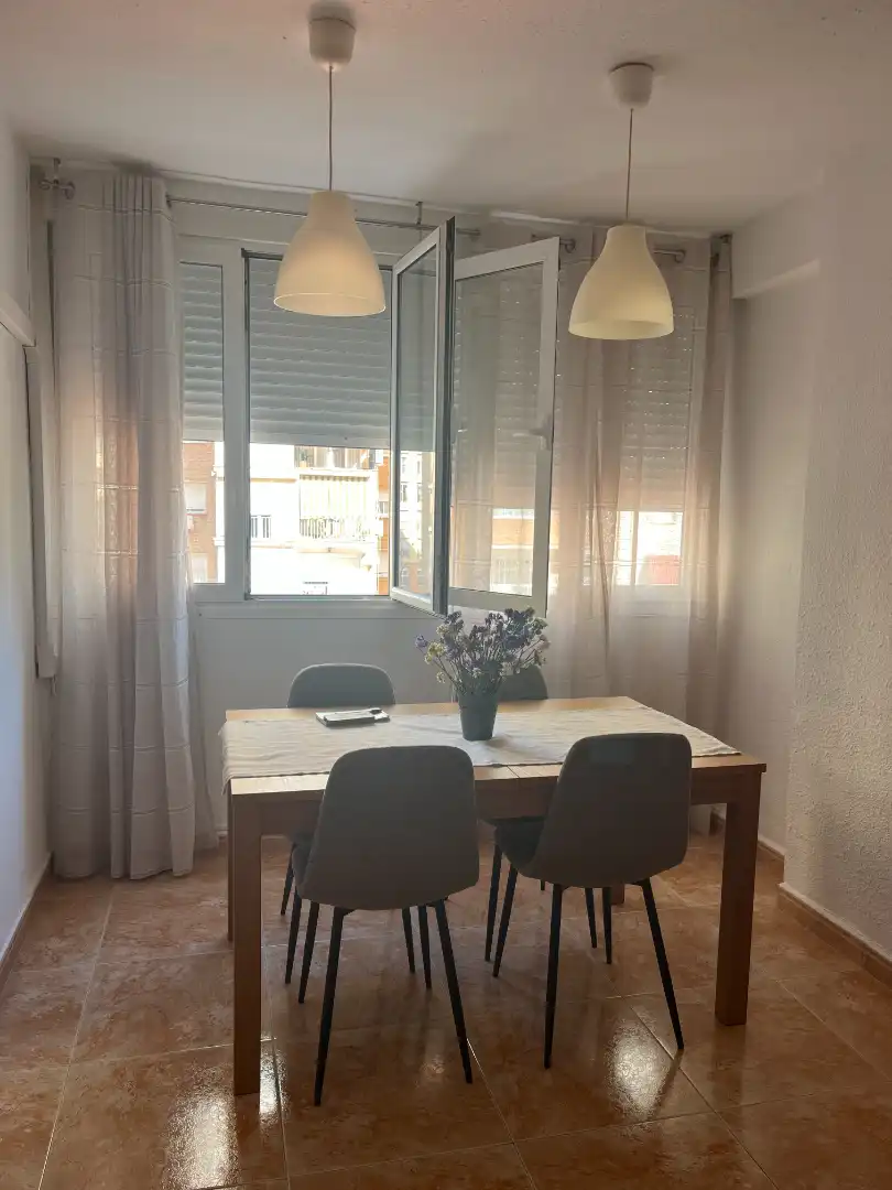 Comedor de Piso de alquiler en Málaga con Aire acondicionado y Amueblado