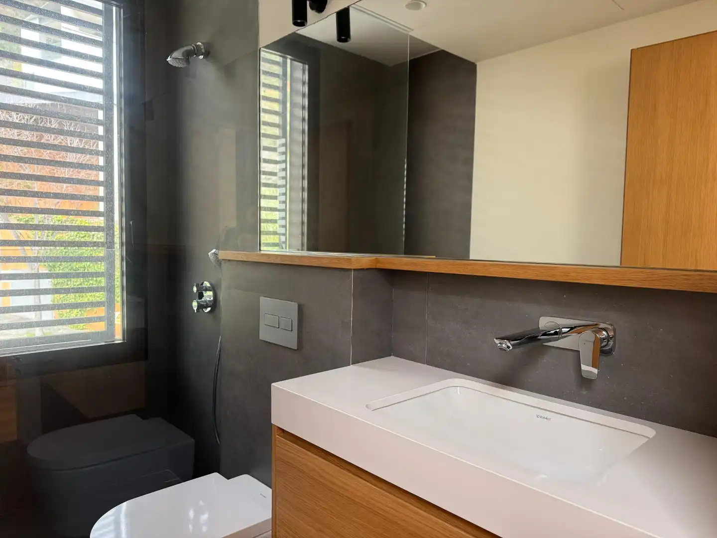 Baño de Casa o chalet en venta en Barcelona con Aire acondicionado, Calefacción y Jardín privado
