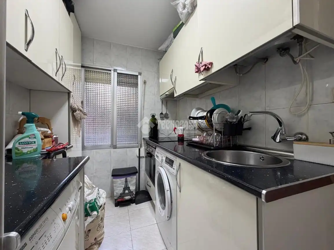 Kitchen of Flat for sale in Madrid