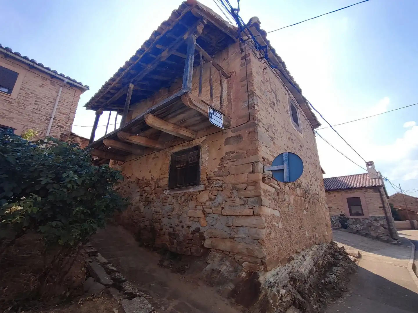 Casa rústica en venda a Val de San Lorenzo