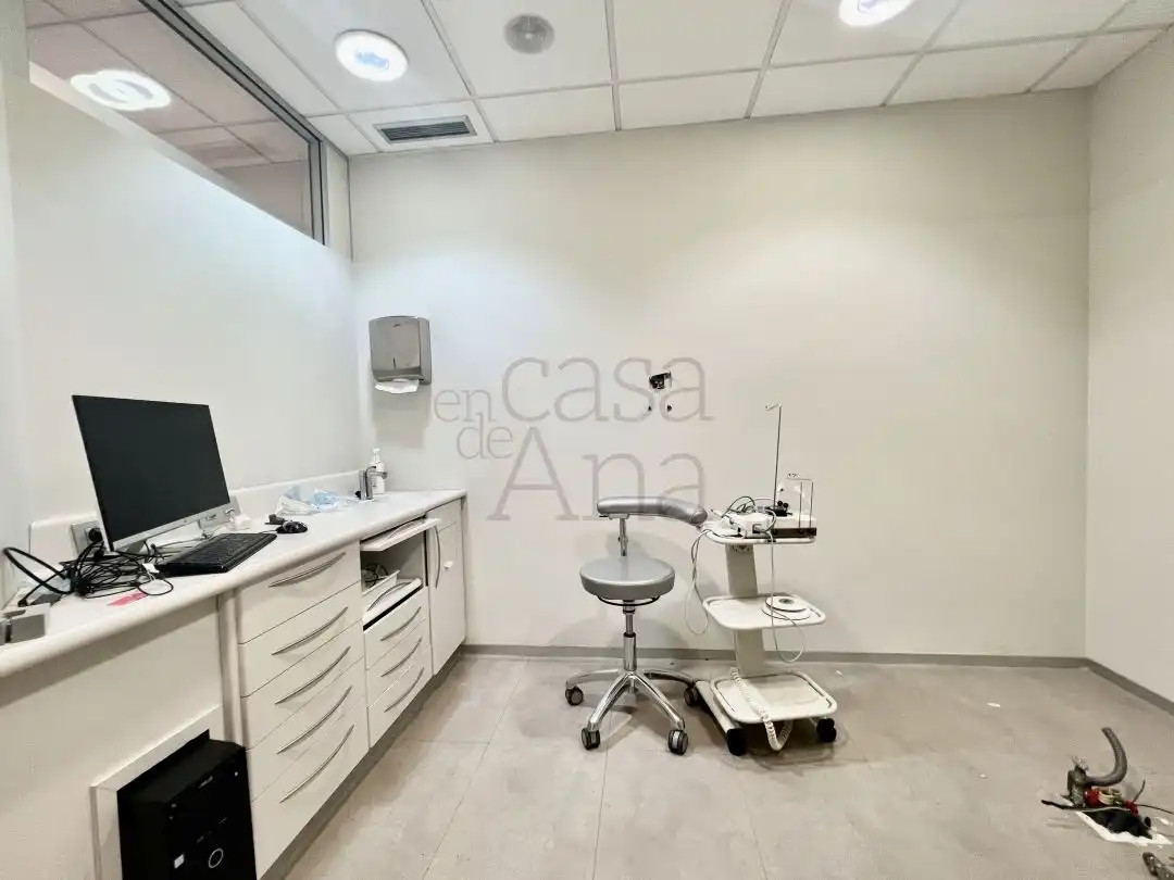 Bureau avec ascenseur à louer à Avda. Madariaga, imagen 13