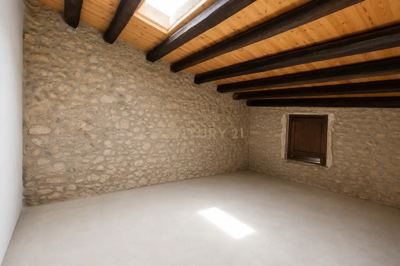Country homes for sale in Piera  with Air Conditioner, Private garden and Storage room