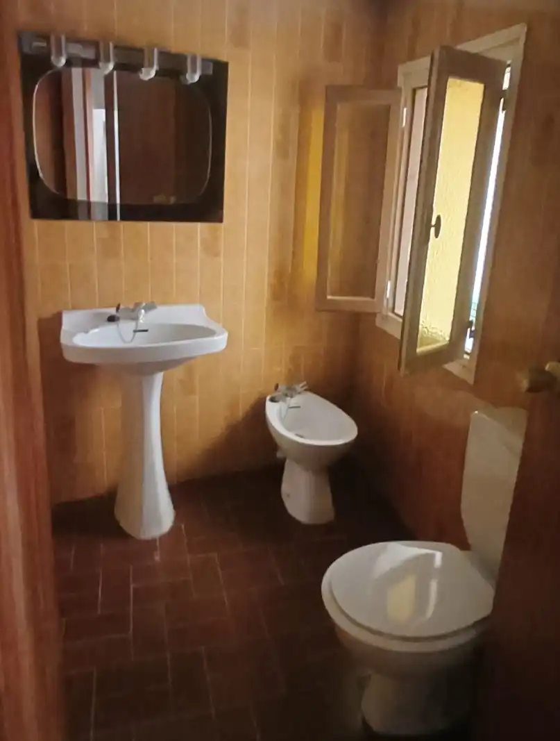 Baño de Casa adosada en venta en Horta de Sant Joan con Balcón
