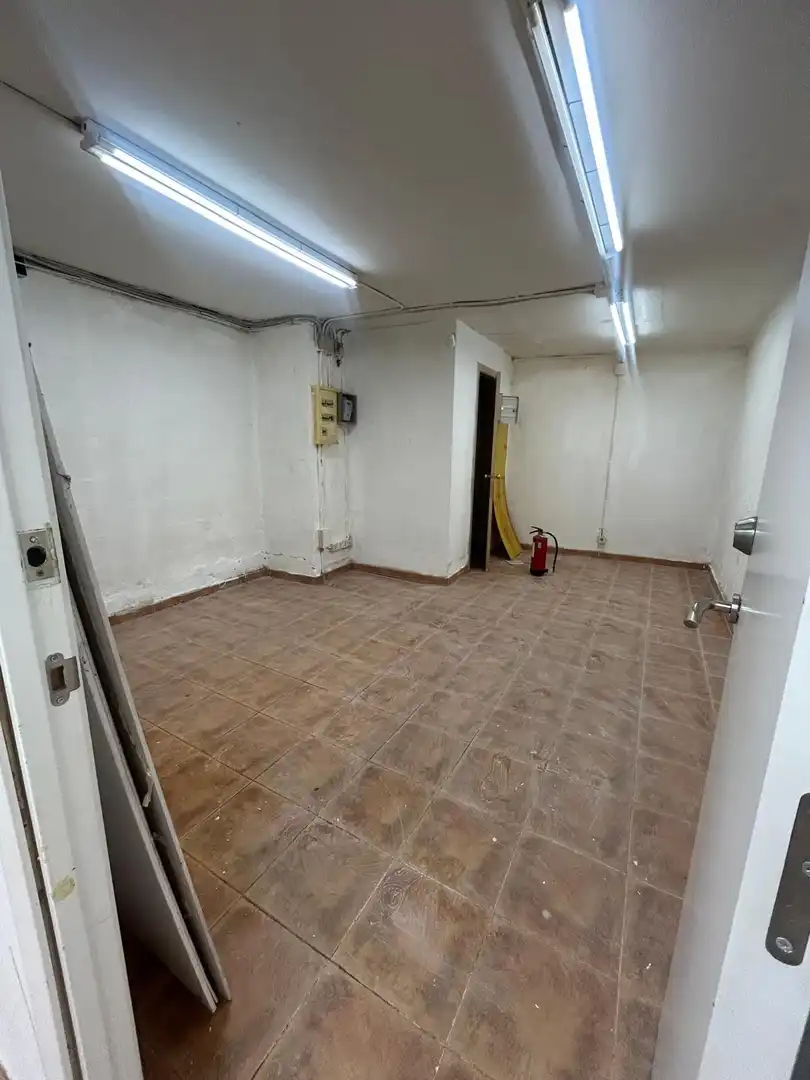 Gewerbefläche zur Miete in Ciutat Vella, imagen 3
