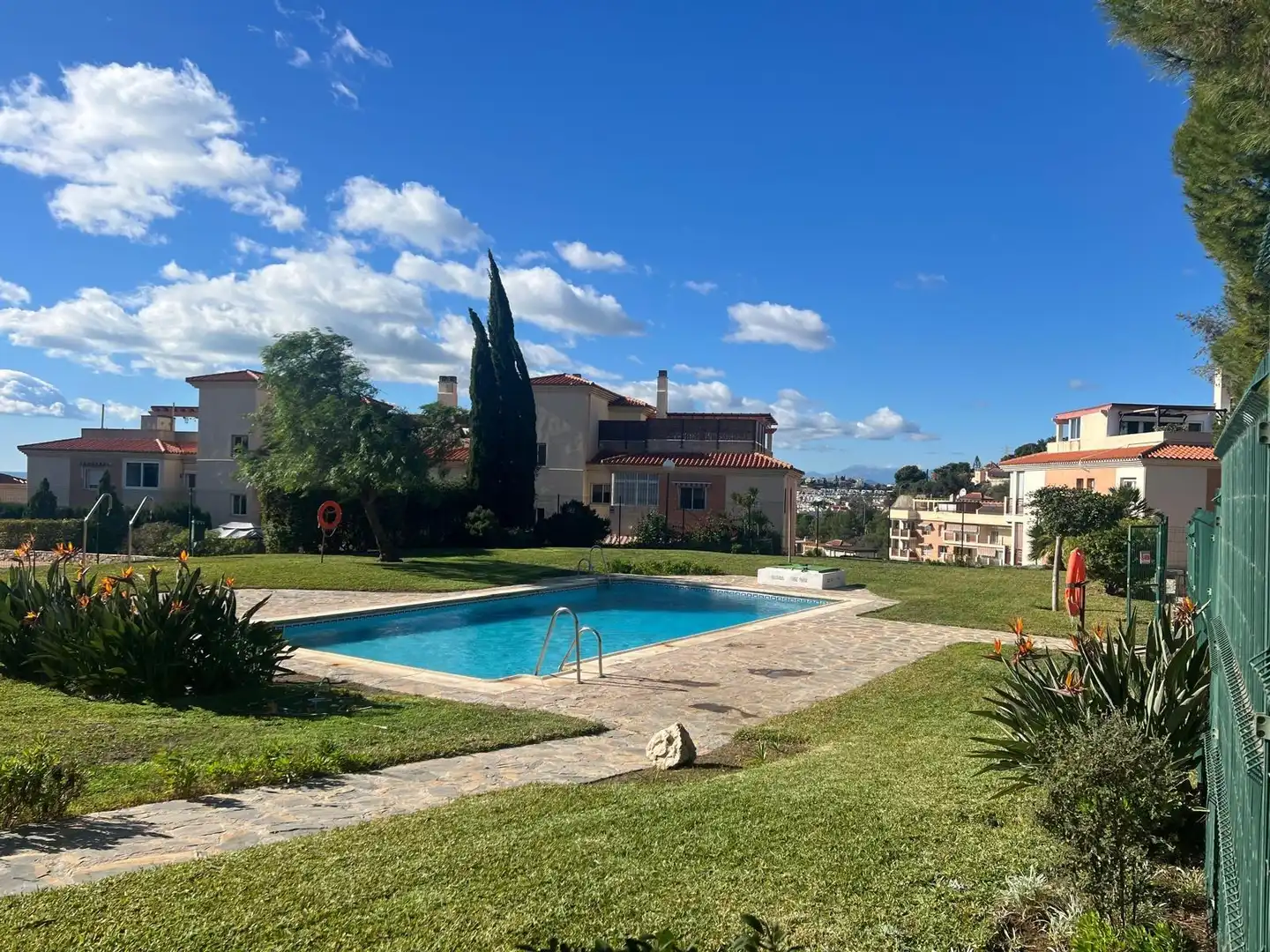 Swimming pool of Flat for sale in Málaga  with Air Conditioner, Heating and Community pool