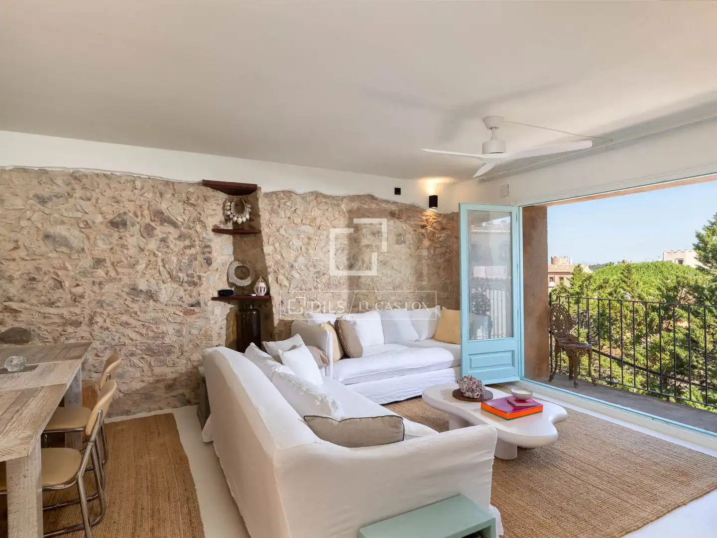 Living room of Houses for sale in Begur  with Heating, Terrace and Storage room