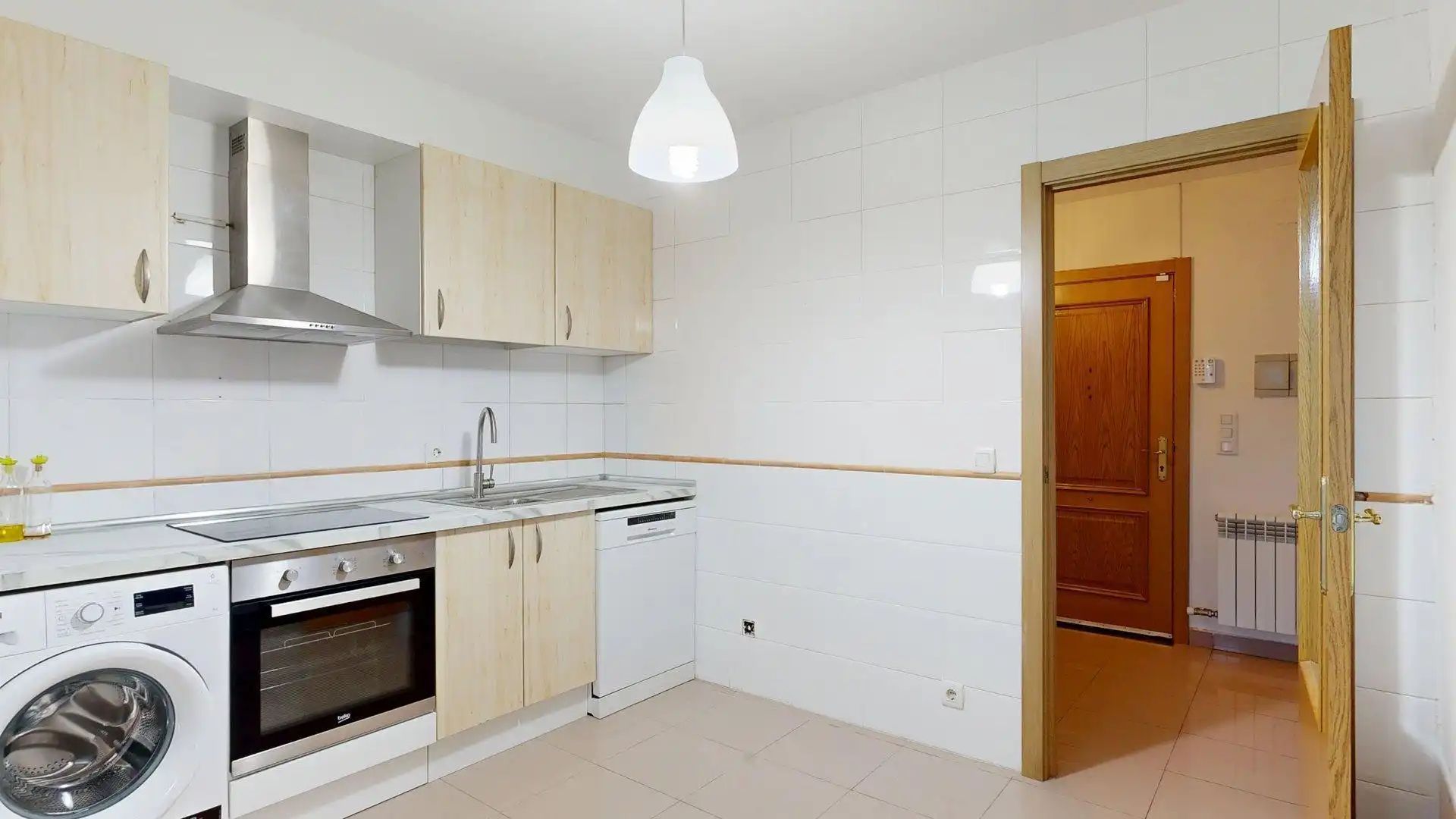 Kitchen of Houses for sale in La Muela