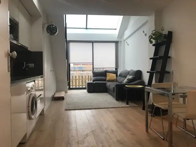 Sala de estar de Loft de alquiler en San Sebastián de los Reyes con Aire acondicionado, Calefacción y Amueblado