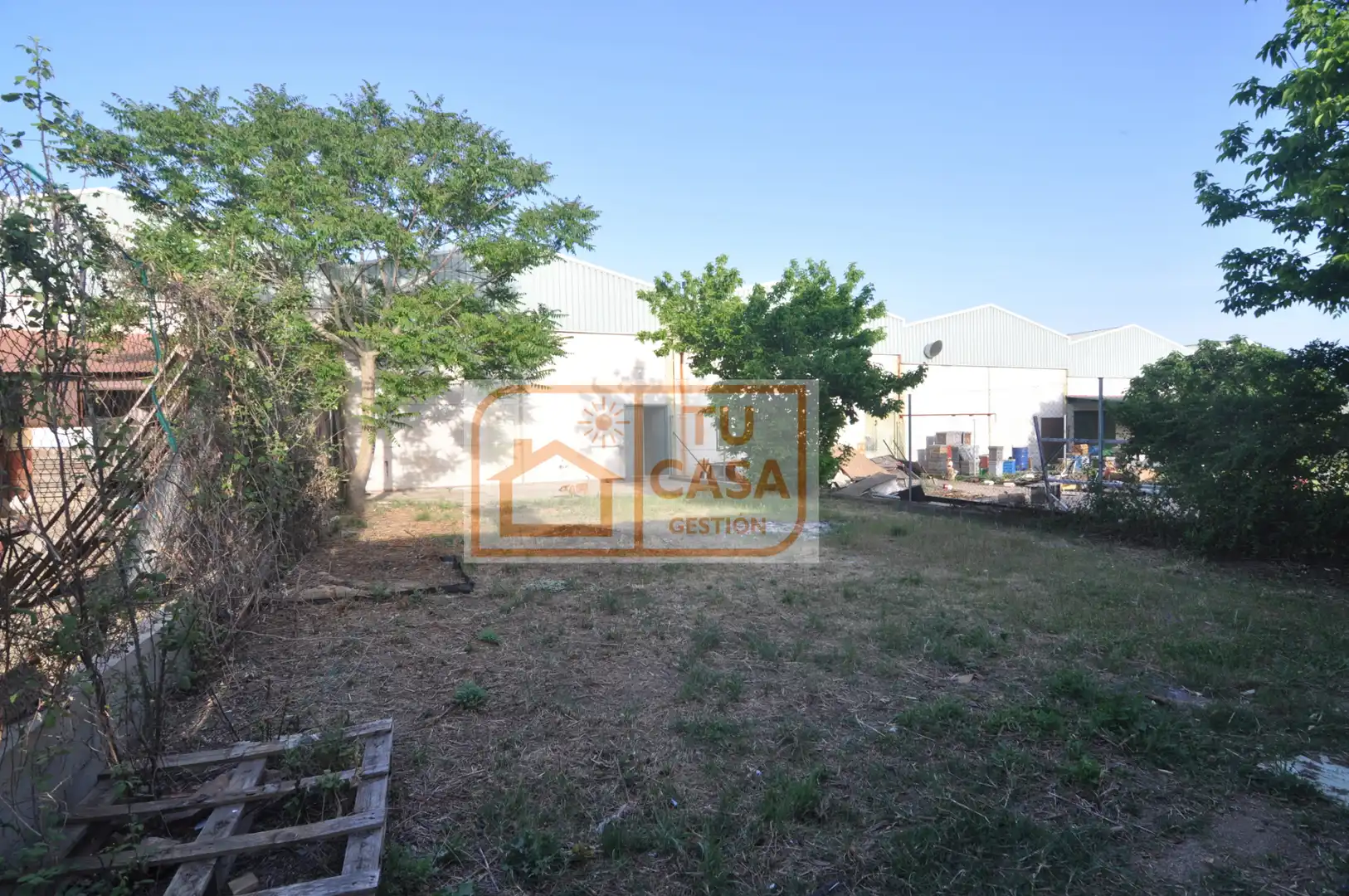Industrial buildings for sale in Malpartida de Cáceres  with Heating