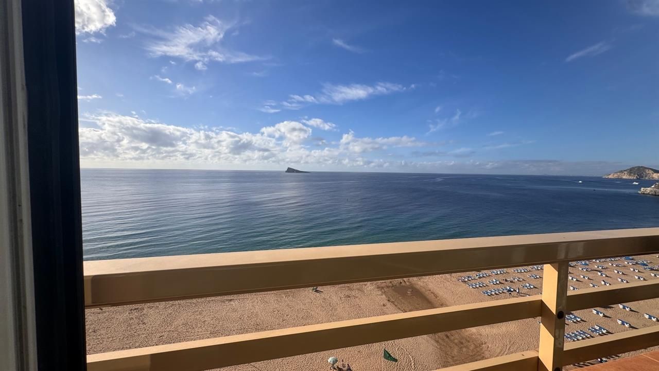 Exterior view of Flat to rent in Benidorm  with Air Conditioner, Heating and Swimming Pool