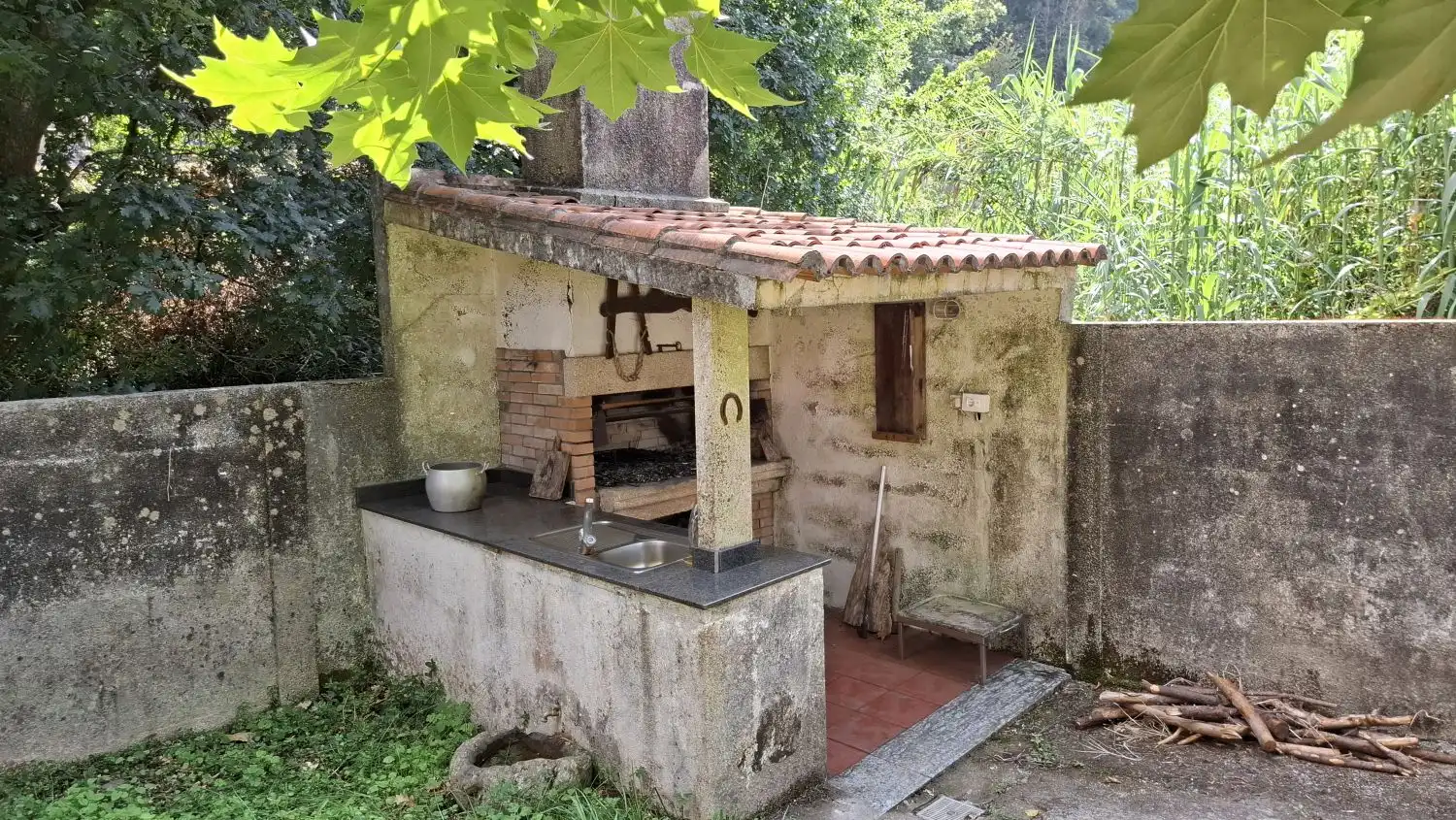 Cuina de Casa o xalet en venda en Boiro
