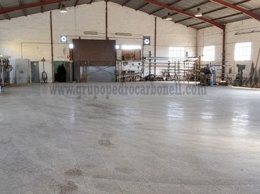 Nave industrial en venta en Crevillent
