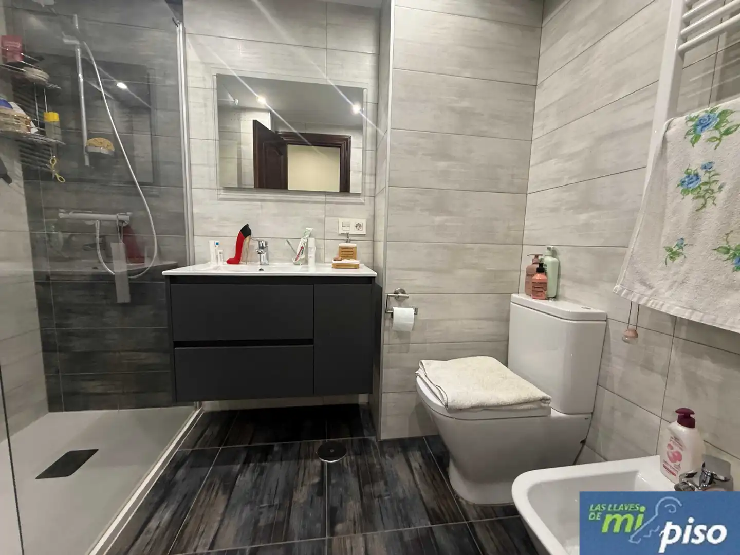 Baño de Piso en venta en Valladolid con Calefacción, Parquet y Terraza