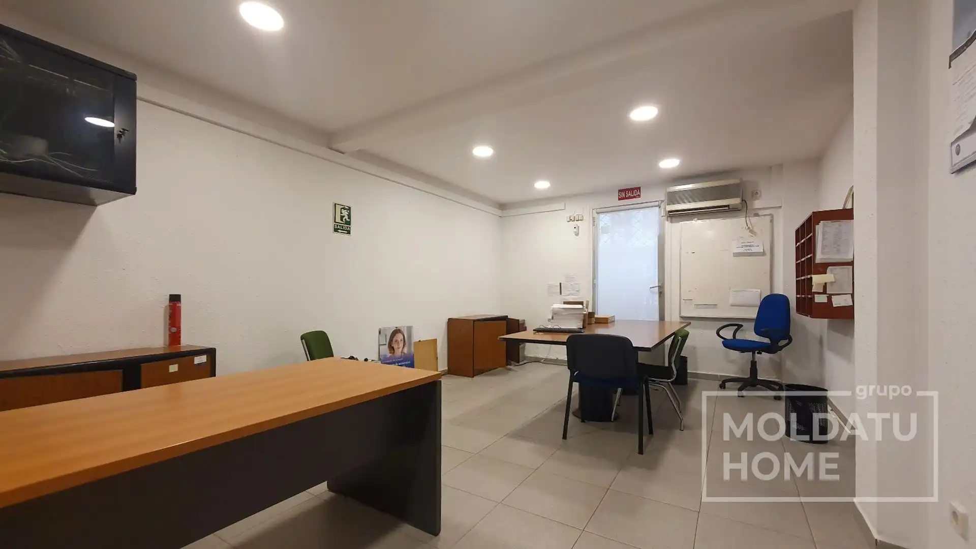 Business premises to rent in Centro - Mendibil - Santiago, imagen 2