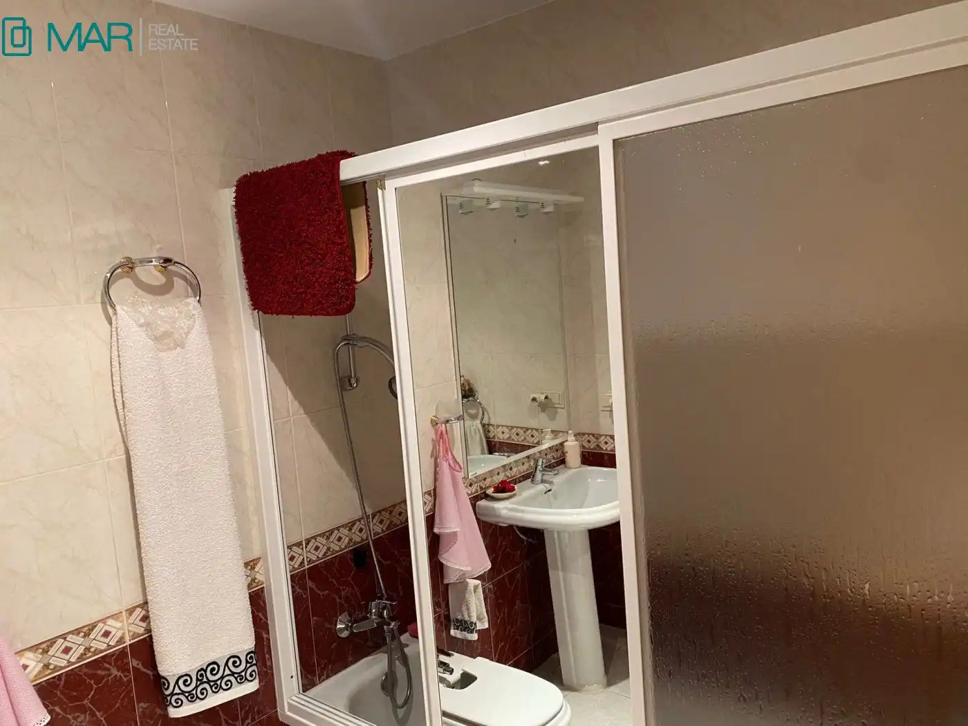 Bathroom of Flat for sale in Pozoblanco  with Air Conditioner and Heating