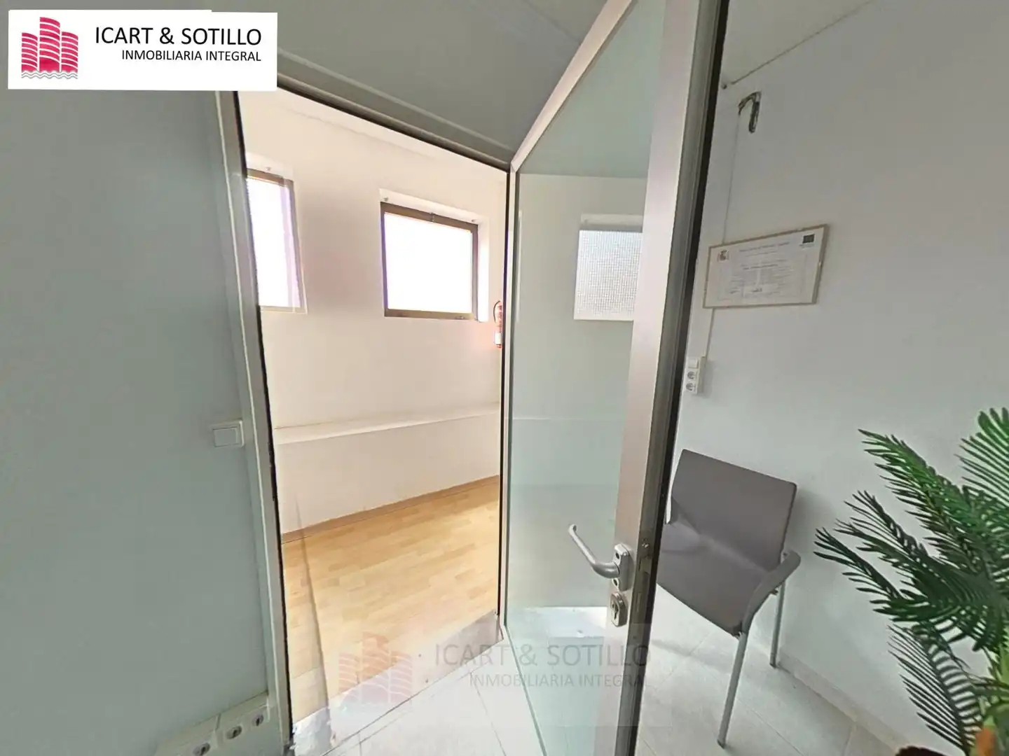 Office for sale in Calle DR FLEMING, Casco Urbano
