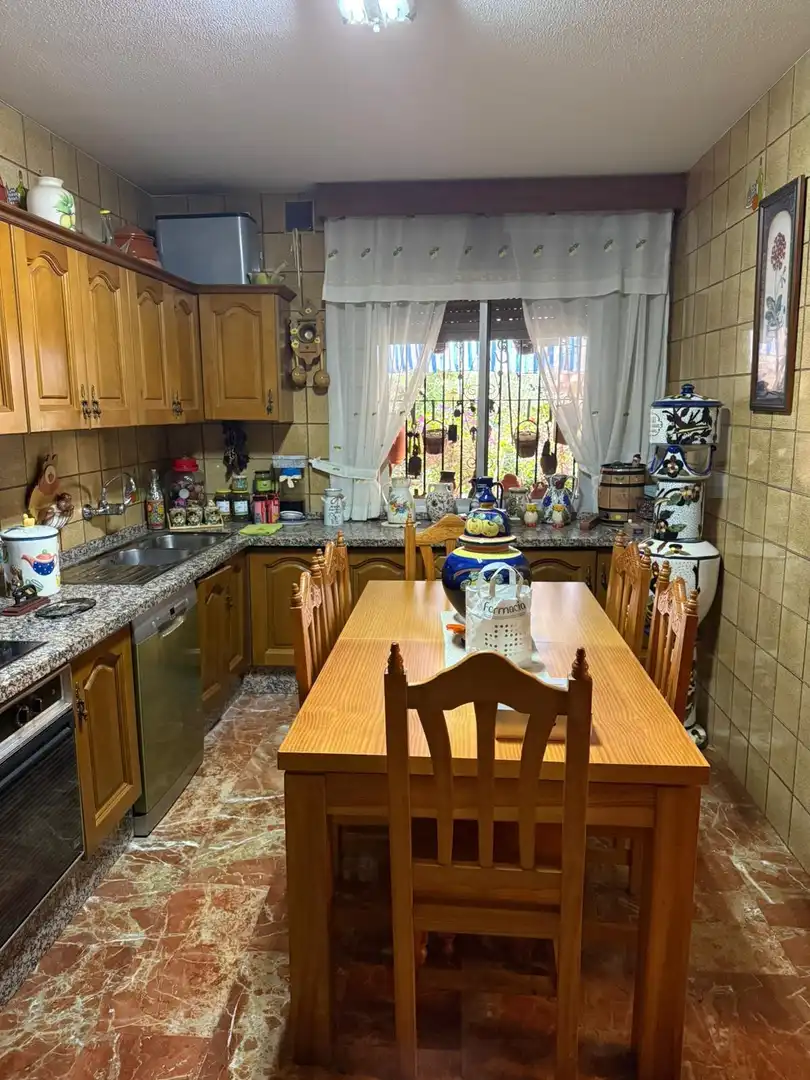 Cocina de Casa adosada en venta en Algeciras