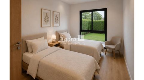 Foto 4 de Casa adosada en venta en Calle Fuente de la Fama, 24, Laguna de Duero, Valladolid