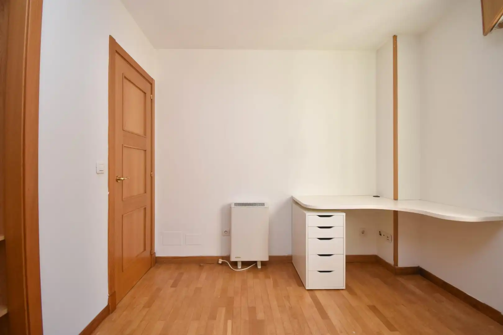 Schlafzimmer von Wohnung zur Miete in Cambre  mit Heizung