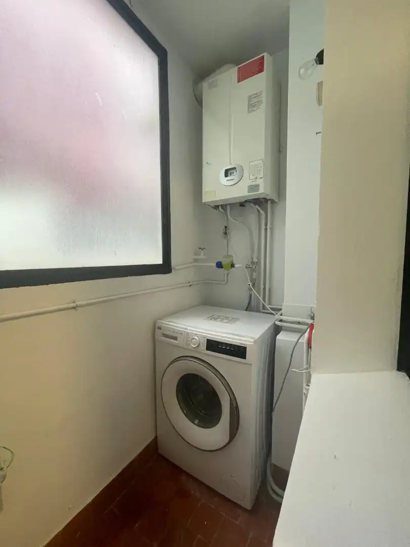 Bathroom of Apartments for rent in Ferrol  with Heating, Furnished and Oven