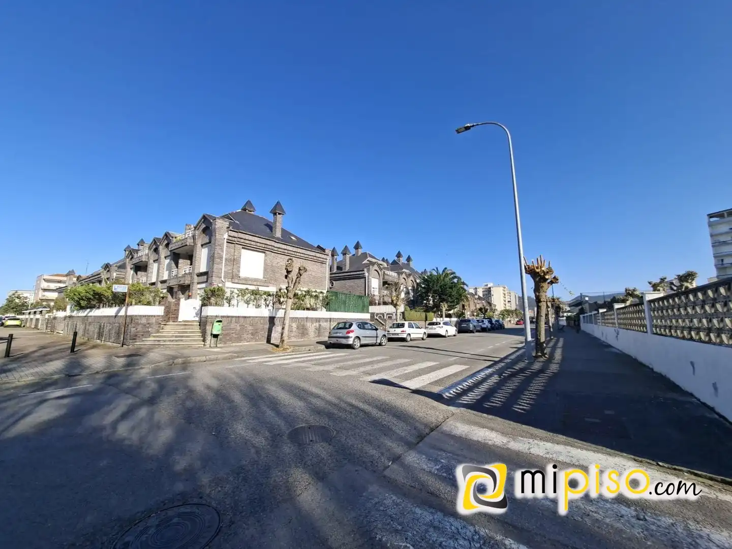 Exterior view of Flat for rent in Laredo  with Terrace and Furnished