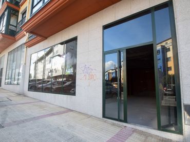 Locale commerciale in vendita a Portádego - Vilaboa Norte
