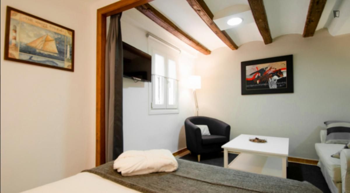 Bedroom of Study to rent in  Barcelona Capital  with Air Conditioner, Furnished and Oven