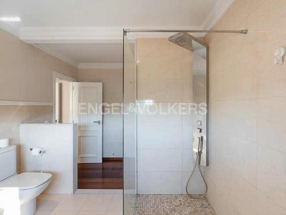 Bathroom of Houses for rent in Bétera  with Air Conditioner, Heating and Private garden