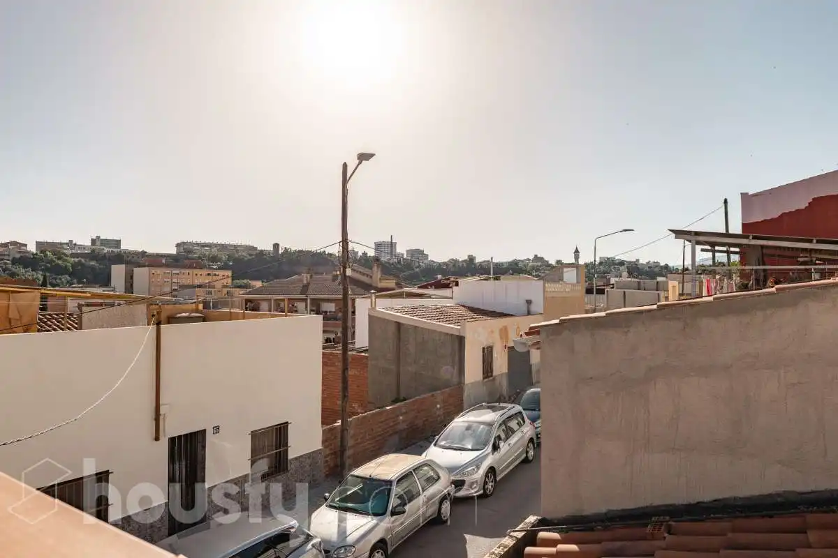 Vista exterior de Casa o chalet en venta en Sabadell con Calefacción, Terraza y Trastero
