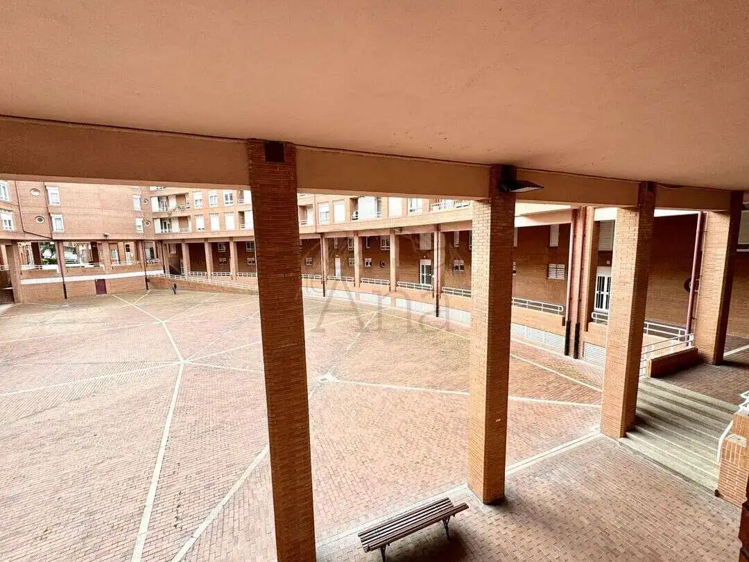 Bureau avec ascenseur à louer à Landabaso Plaza, imagen 9