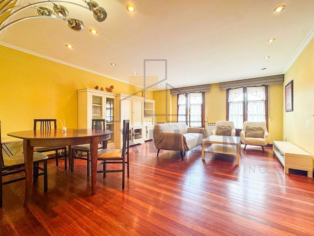 Exterior view of Duplex for sale in Elgeta  with Heating, Furnished and Balcony