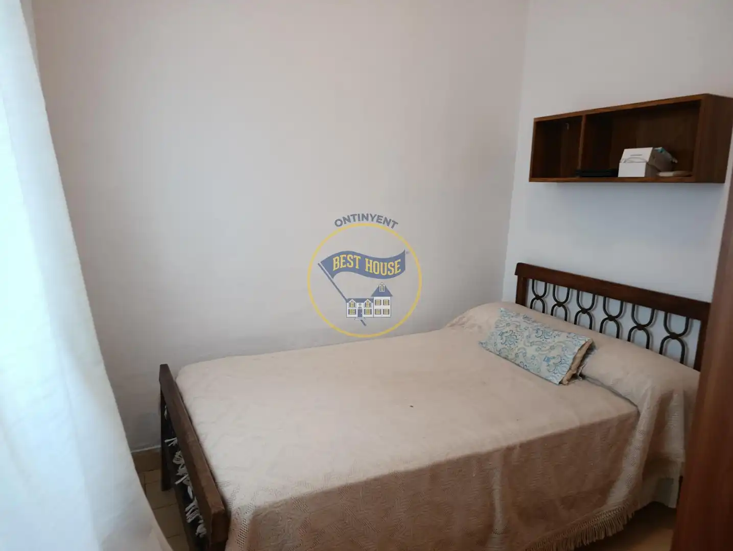 Dormitori de Casa o xalet en venda en Ontinyent amb Jardí privat, Traster i Piscina