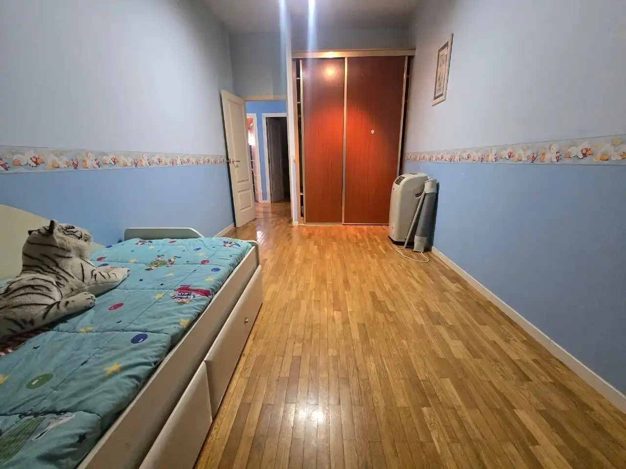 Habitación de Dúplex en venta en Villamediana de Iregua con Calefacción, Terraza y Piscina comunitaria