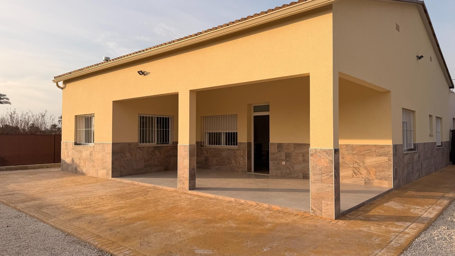 Exterior view of House or chalet to rent in Elche / Elx  with Air Conditioner, Private garden and Furnished